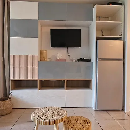 Cosy Sous Pinede De Renove Wifi Apartmán